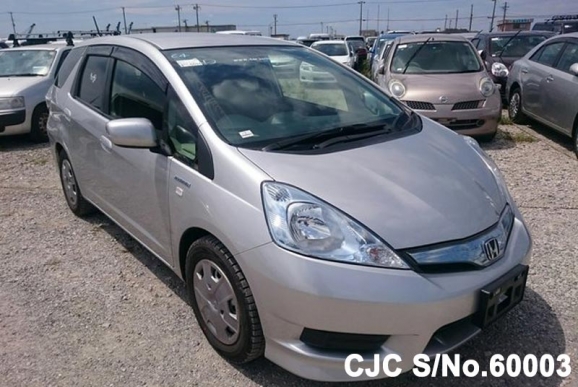 2013 Honda / Fit Shuttle Hybrid Stock No. 60003