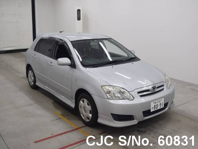 Toyota corolla runx 2005