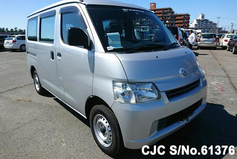 Toyota town ace van