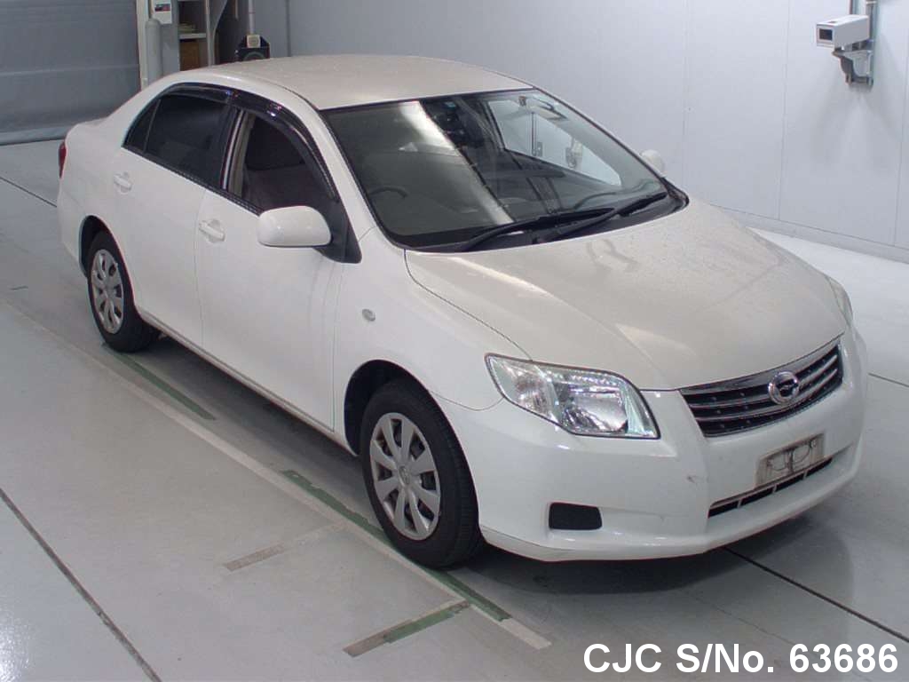 Toyota corolla axio 2010