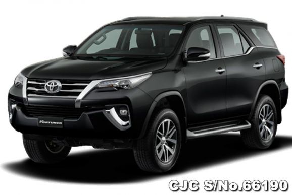 Toyota fortuner black onyx