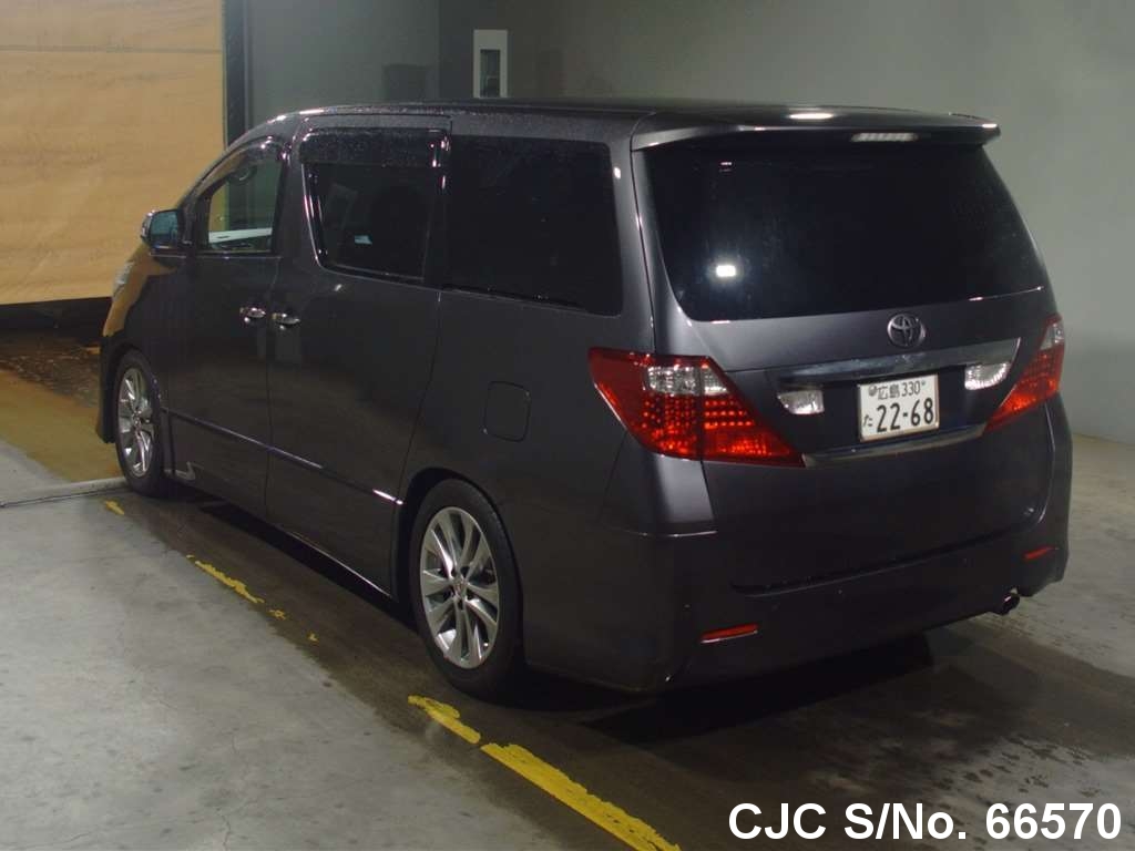 Toyota alphard 2011