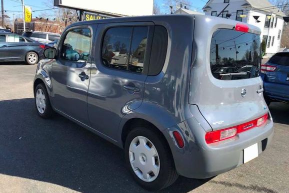 nissan cube lhd