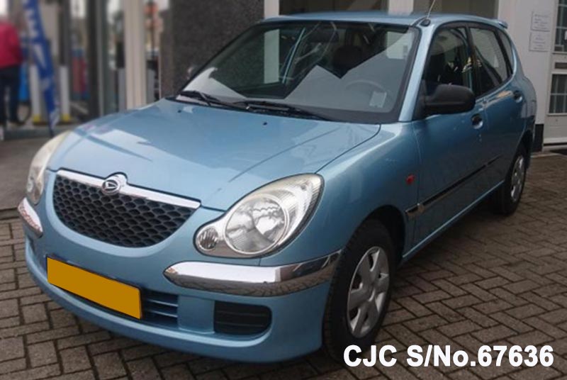 Daihatsu sirion 2003