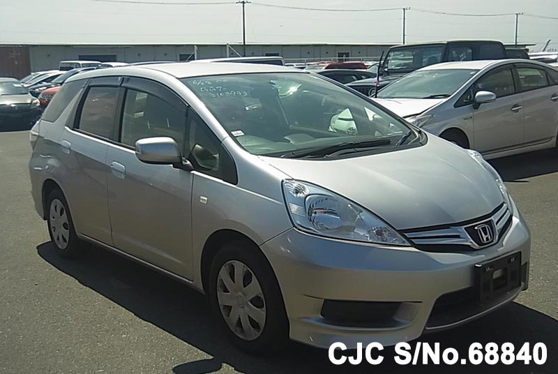 Honda fit shuttle 2013