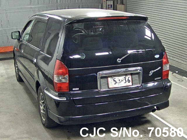 Mitsubishi chariot 2002