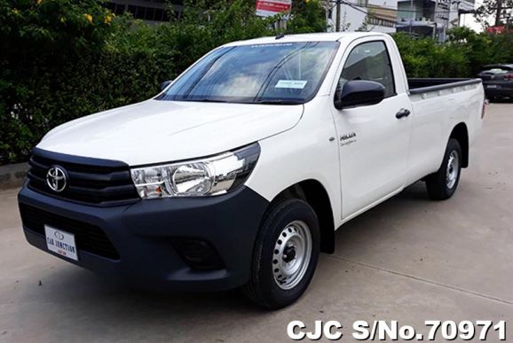 2018 Toyota Hilux Silver for sale | Stock No. 70971 | Japanese Used ...