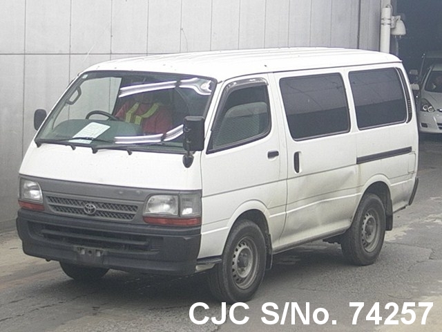 Toyota hiace 2001