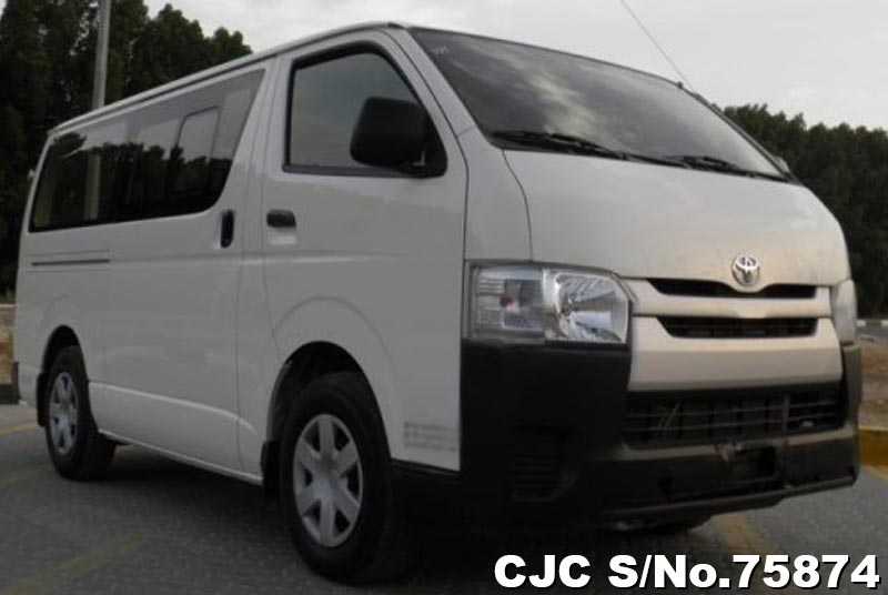 Тойота hiace 2015