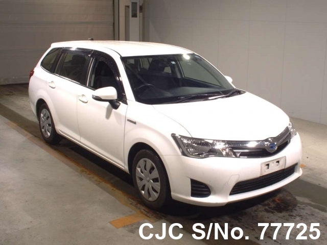 Toyota corolla fielder 2014