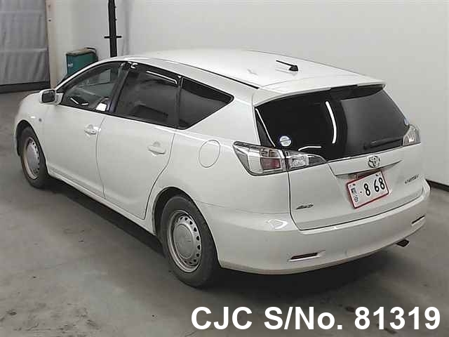 Toyota caldina 2005 г