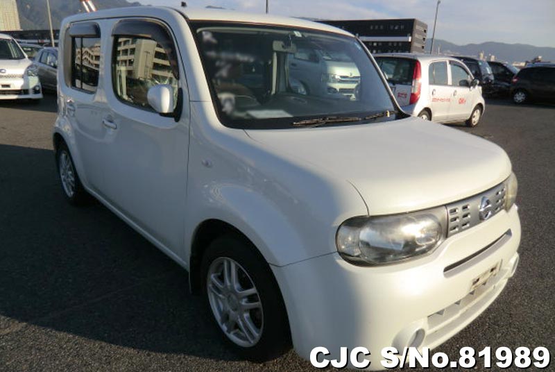 2009 nissan cube white