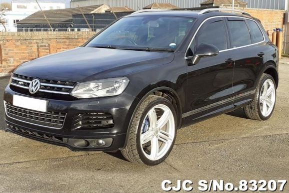 VOLKSWAGEN Touareg Deep V6 TSI, black Pearl Effect