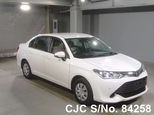 Toyota corolla axio 2017