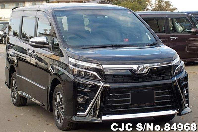 Toyota voxy 2019 фото