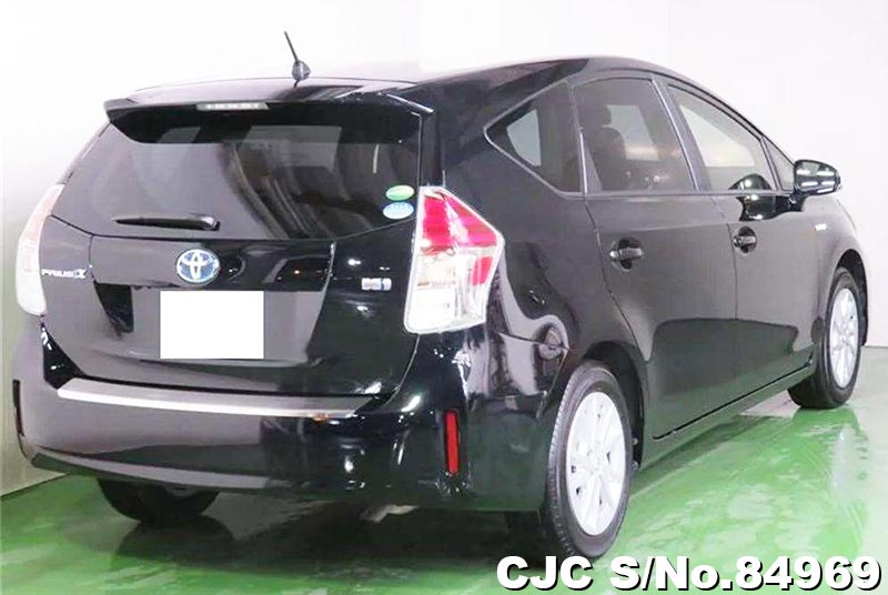 Toyota prius alpha 2019