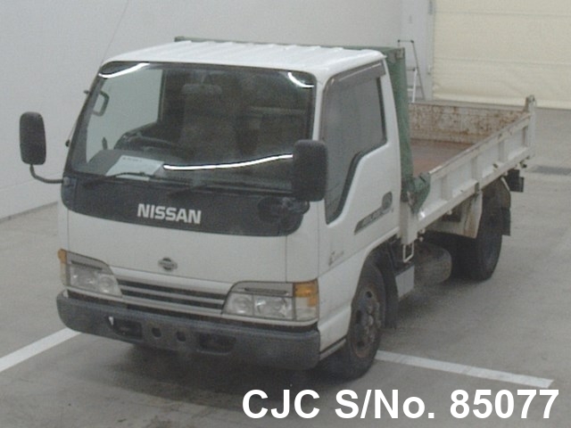 Продам nissan atlas