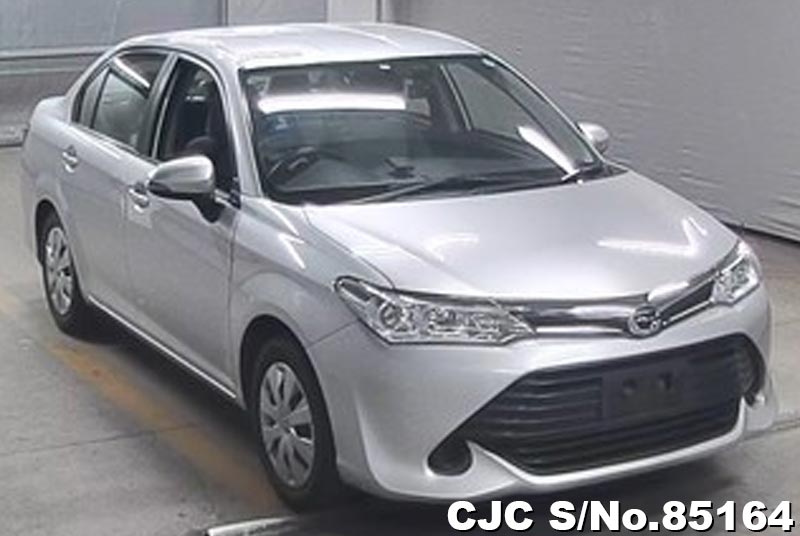 Toyota corolla axio 2016