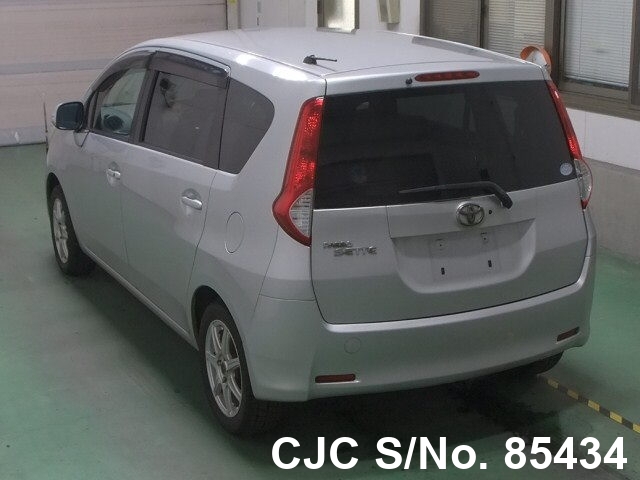 Toyota passo sette 2009