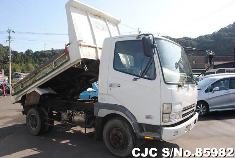 Mitsubishi fuso 2004