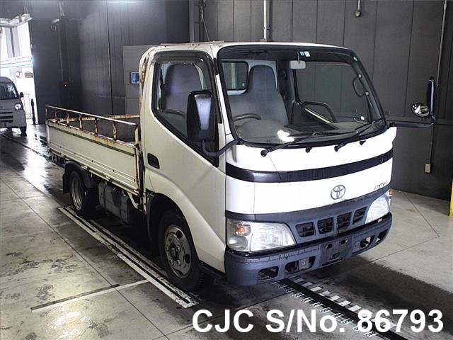 Toyota dyna 2004