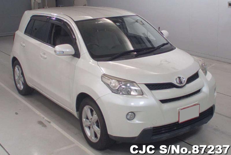 Toyota ist 2007