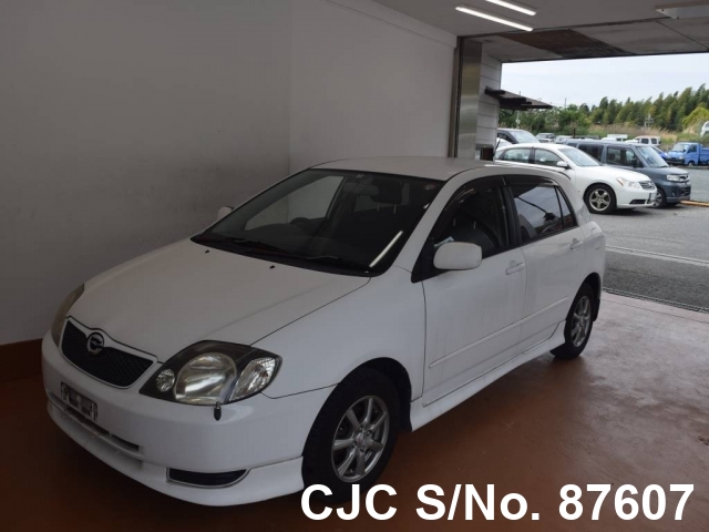 Toyota corolla runx 2001