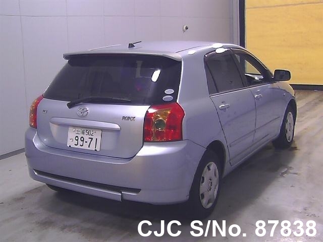 Toyota corolla runx 2005