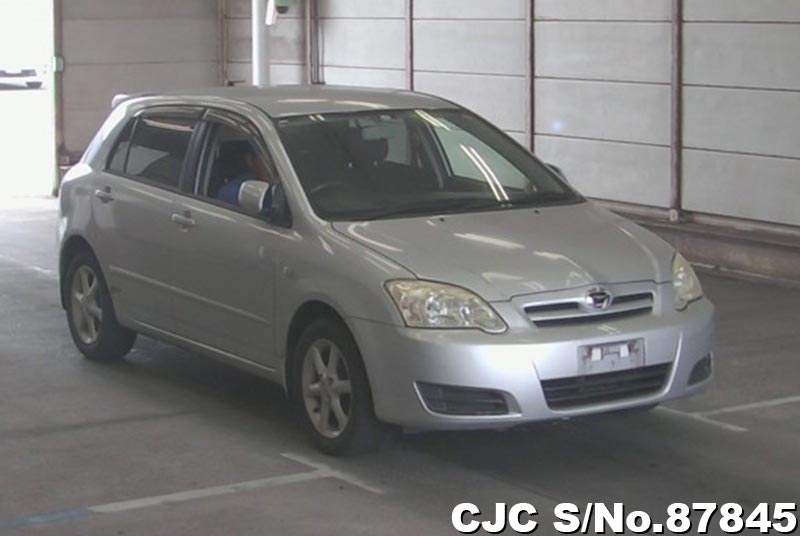 Toyota corolla runx 2005