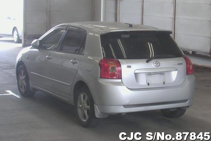 Toyota corolla runx 2005