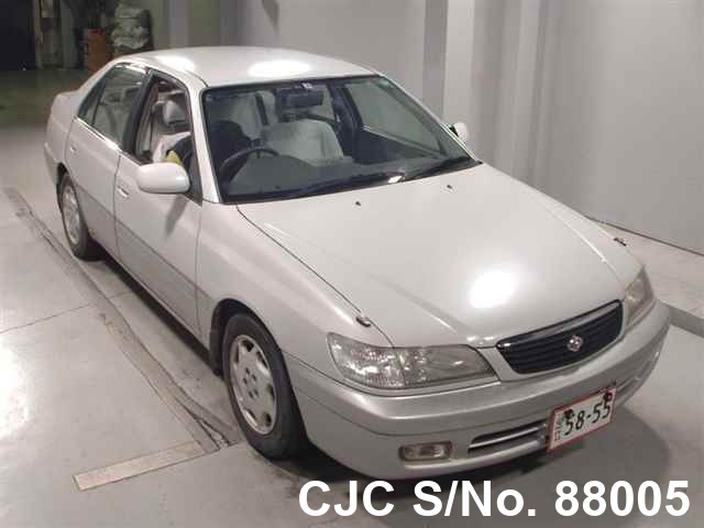 Toyota corona premio 2001