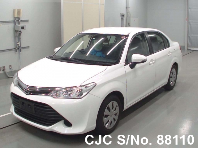 Toyota corolla axio 2016