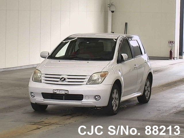 Toyota ist 2006