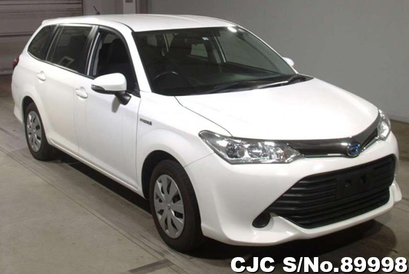 Toyota corolla fielder hybrid