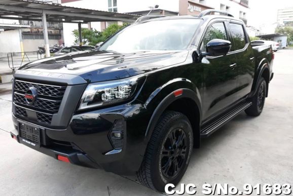 black nissan navara for sale