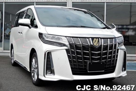 Toyota alphard 2020 года