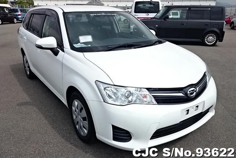 Toyota corolla fielder 2013