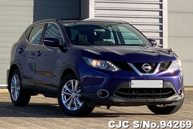 Nissan qashqai blue