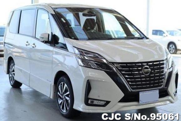 Nissan serena 2021