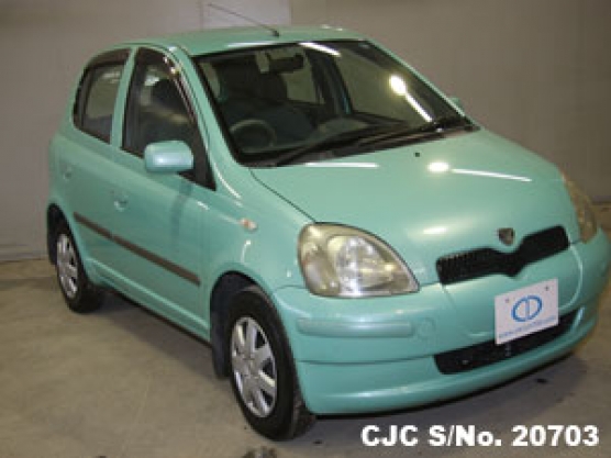 2000 Toyota / Vitz Stock No. 20703