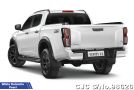 Isuzu D-Max in Valencia Orange Topaz Metallic for Sale Image 9