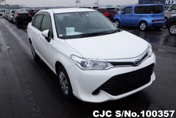 2016 Toyota / Corolla Axio Stock No. 100357