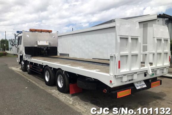 Mitsubishi Fuso in White for Sale Image 6