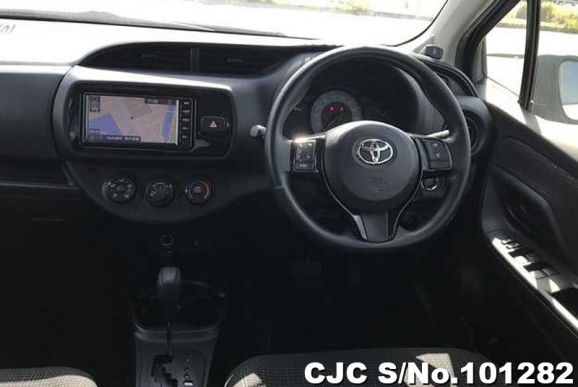 Toyota Vitz in Silver for Sale Image 7