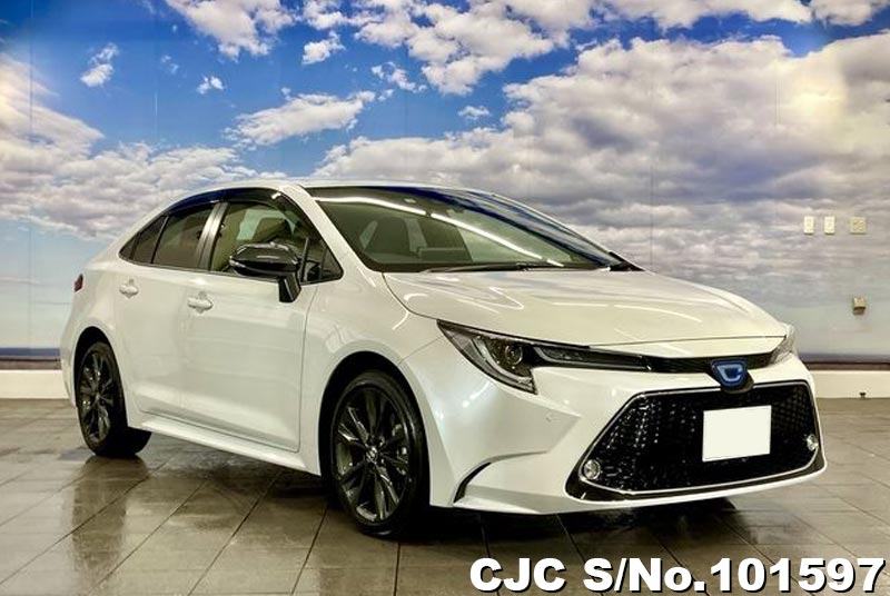 2021 Toyota Corolla White for sale | Stock No. 101597 | Japanese Used ...