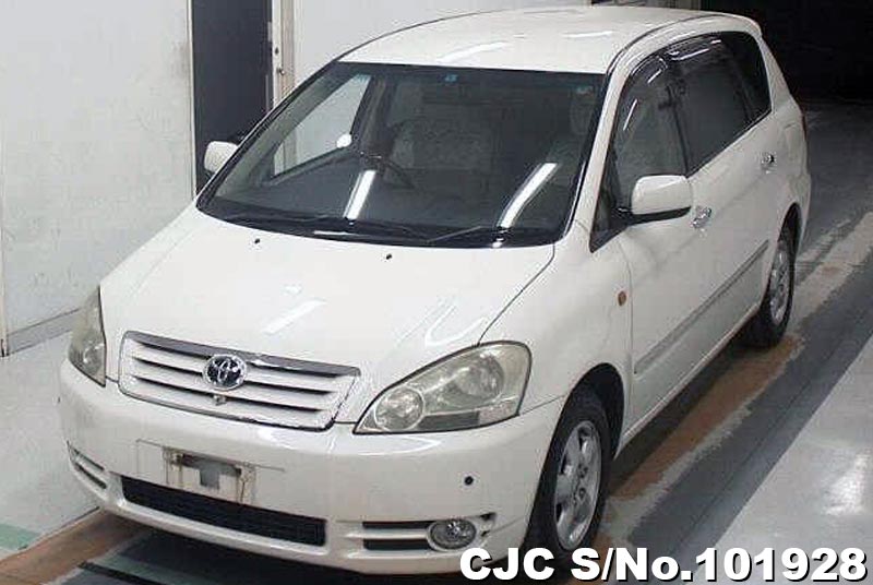 Toyota ipsum 2002 год