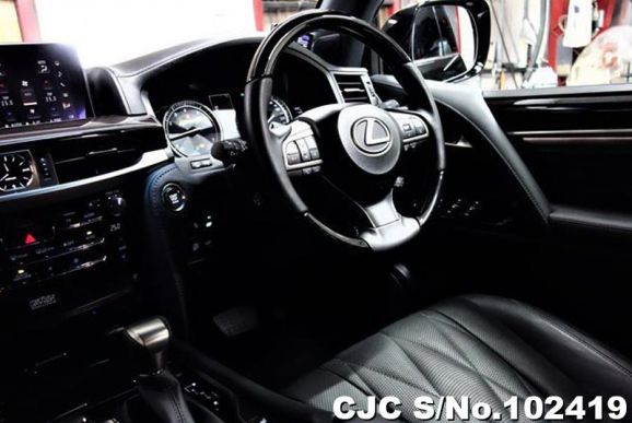 Lexus LX 570 in Black for Sale Image 8