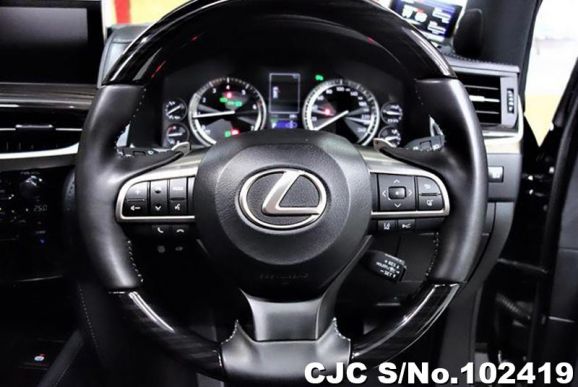 Lexus LX 570 in Black for Sale Image 10