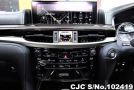 Lexus LX 570 in Black for Sale Image 14