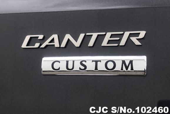 Mitsubishi Canter in Gray for Sale Image 18